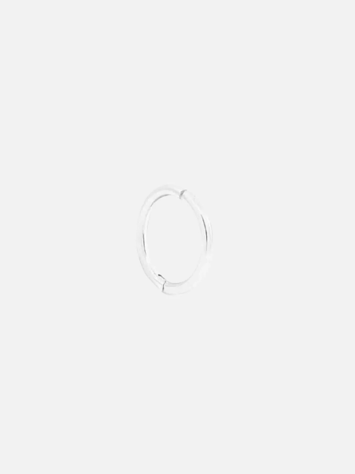 14k White Gold Purity Sleeper - Single