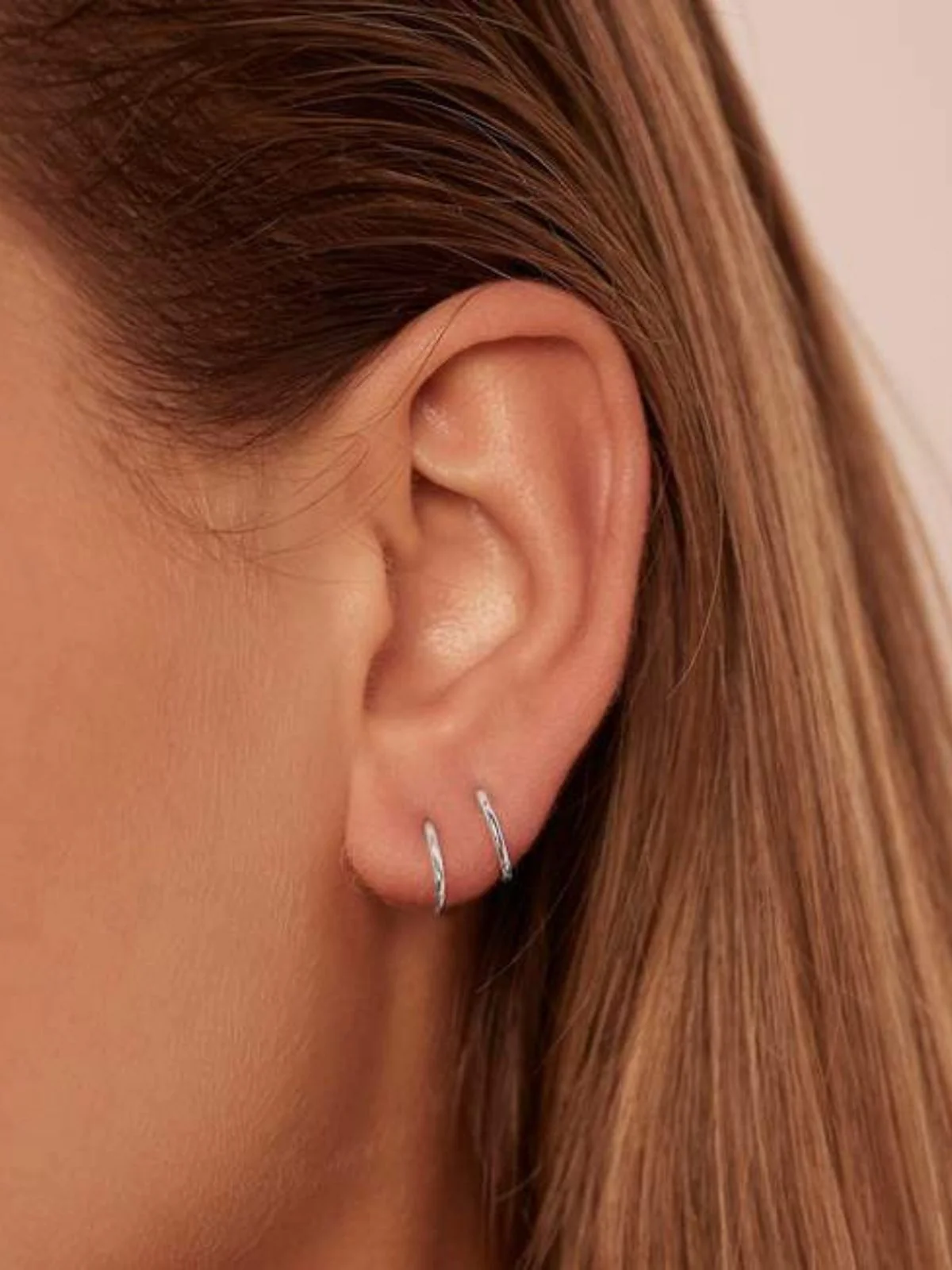14k White Gold Purity Sleeper - Single - Image 2