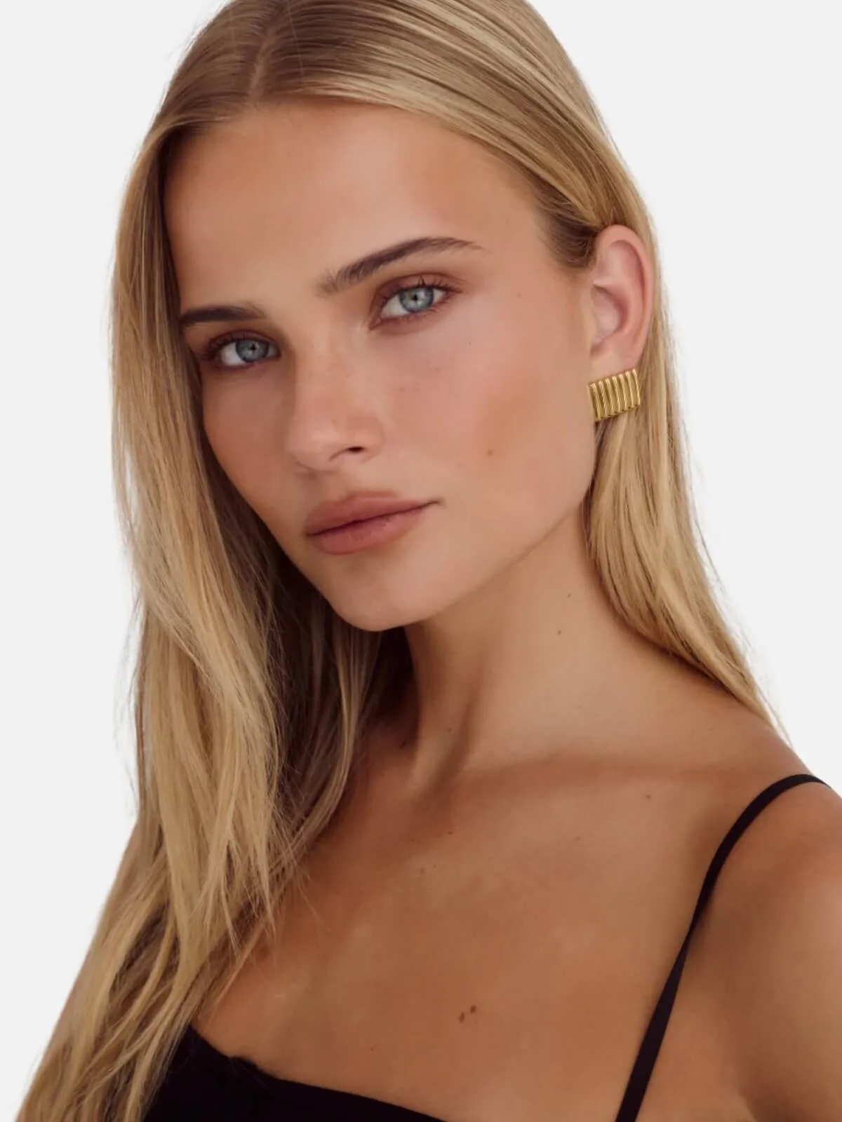 Tabi Earrings - 18k Gold - Image 3