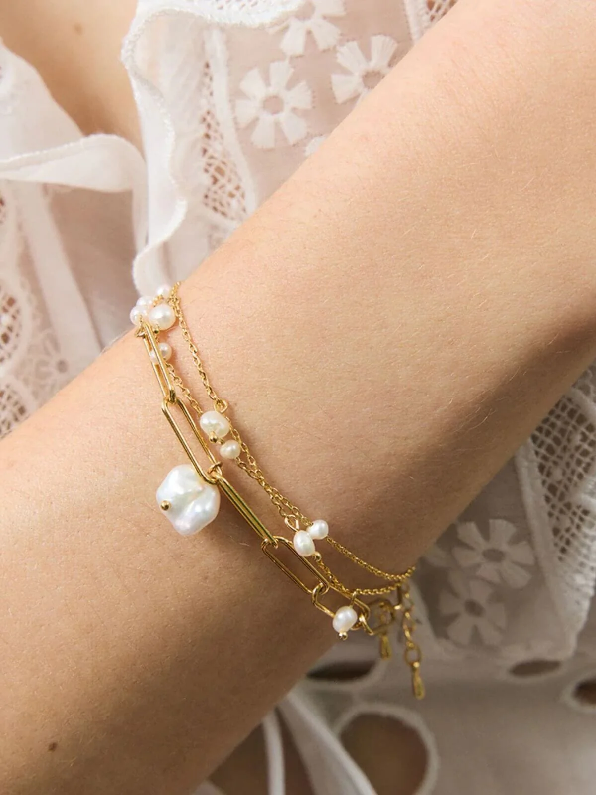 Cobi Bracelet - Gold - Image 3