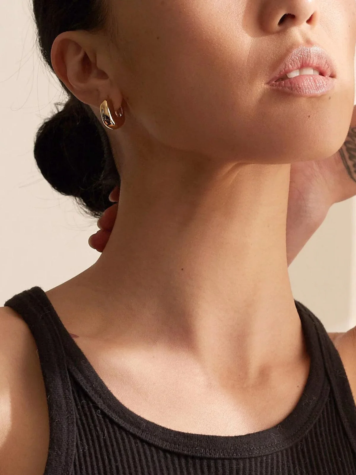 Uma Hoops - Gold - Image 2